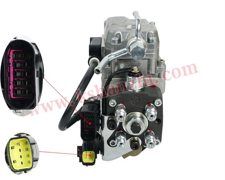 Dizel Motor Elektron hızlandırıcı Yakıt Enjeksiyon Pompası 4D32G40-21100F